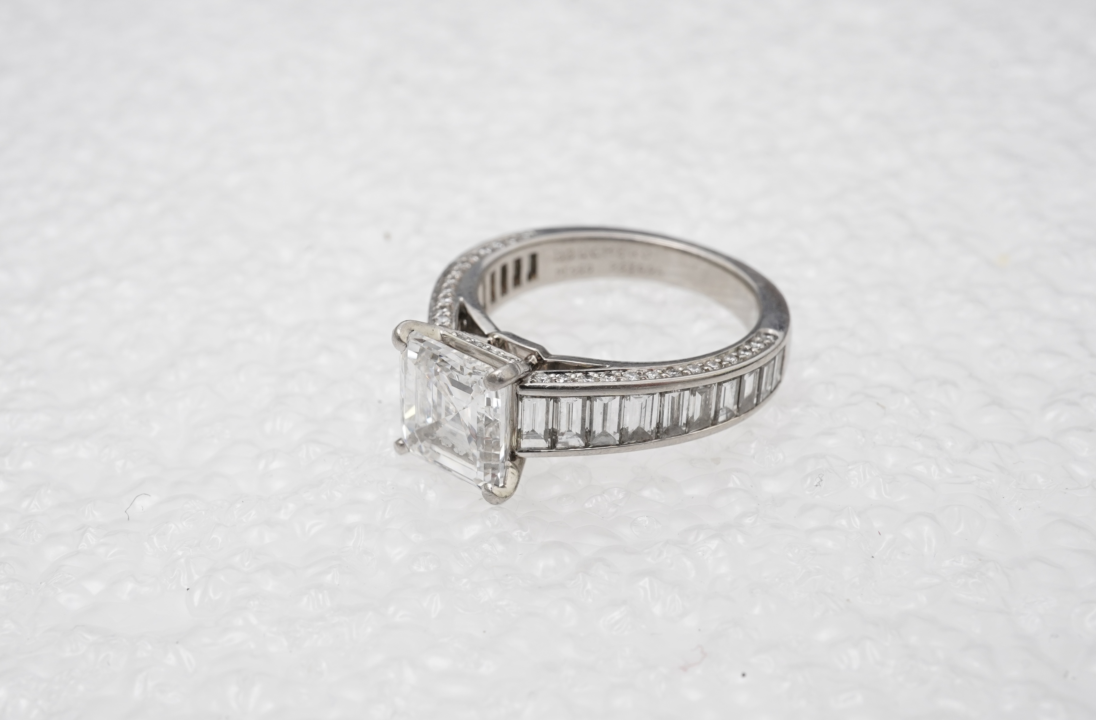 Boucheron, an impressive diamond ring, France, circa 2006